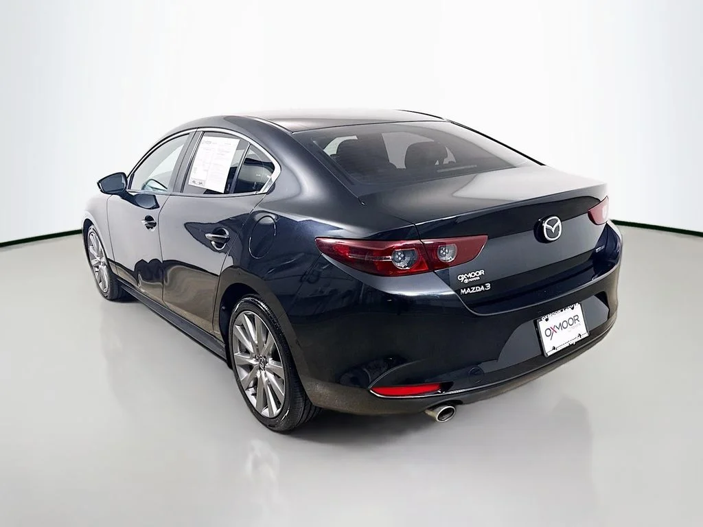 Used 2021 Jet Black Mica Mazda Select image 5