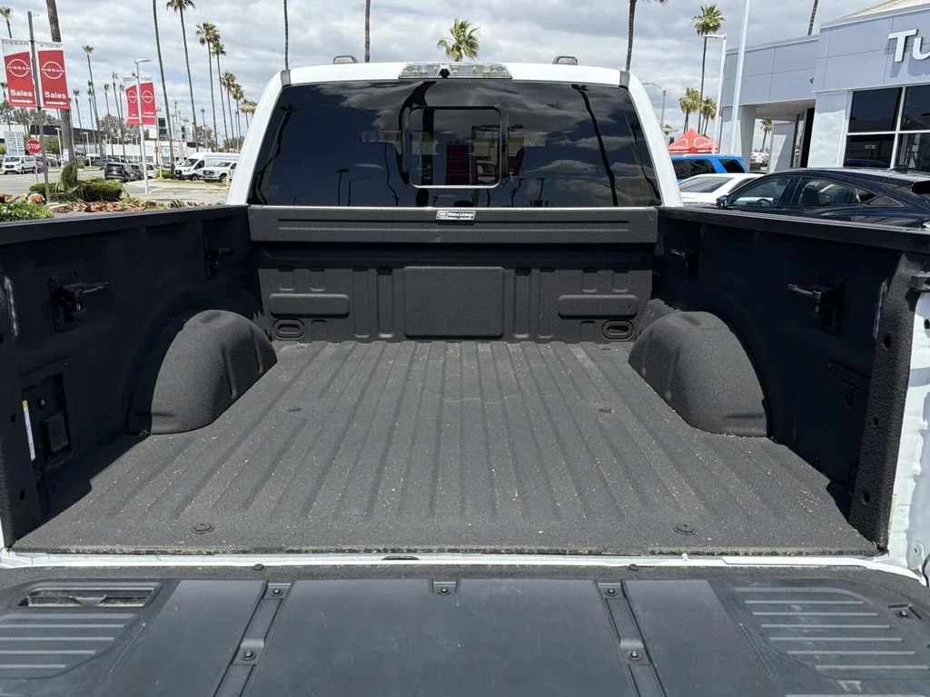 Used 2024 OXFORD WHITE Ford Raptor image 28