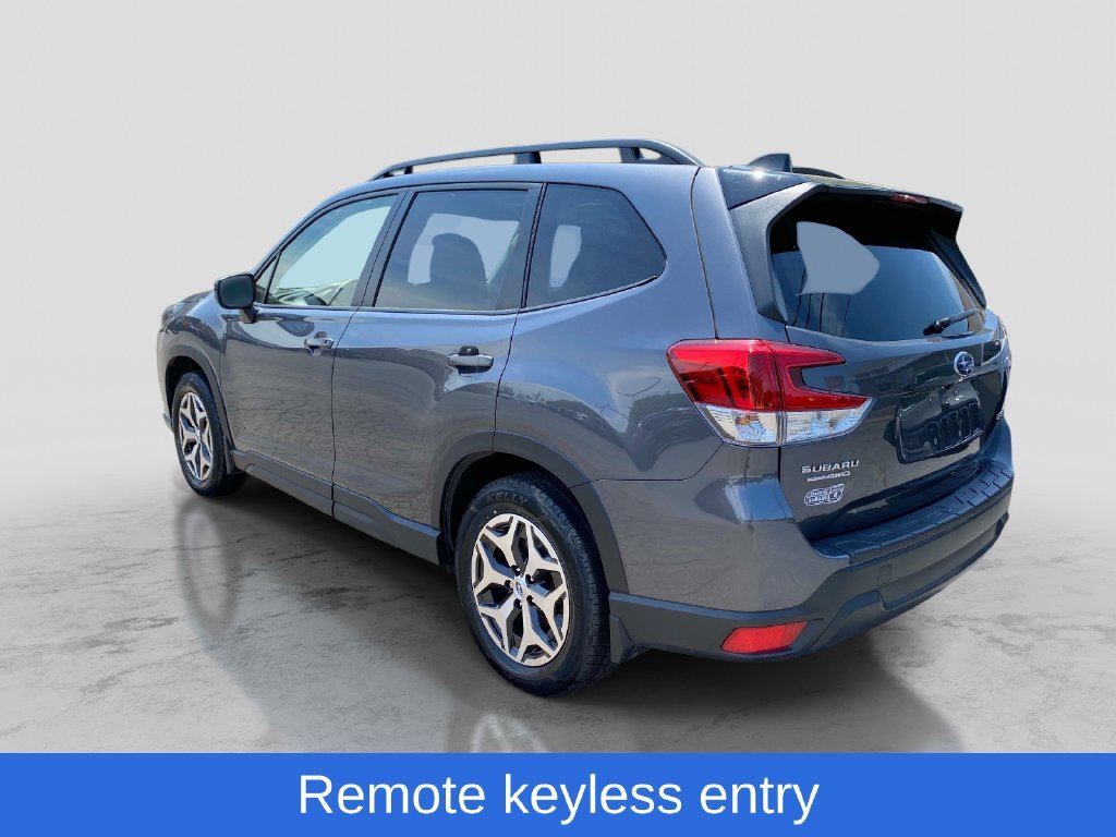 Used 2024 Gray Subaru Premium image 3