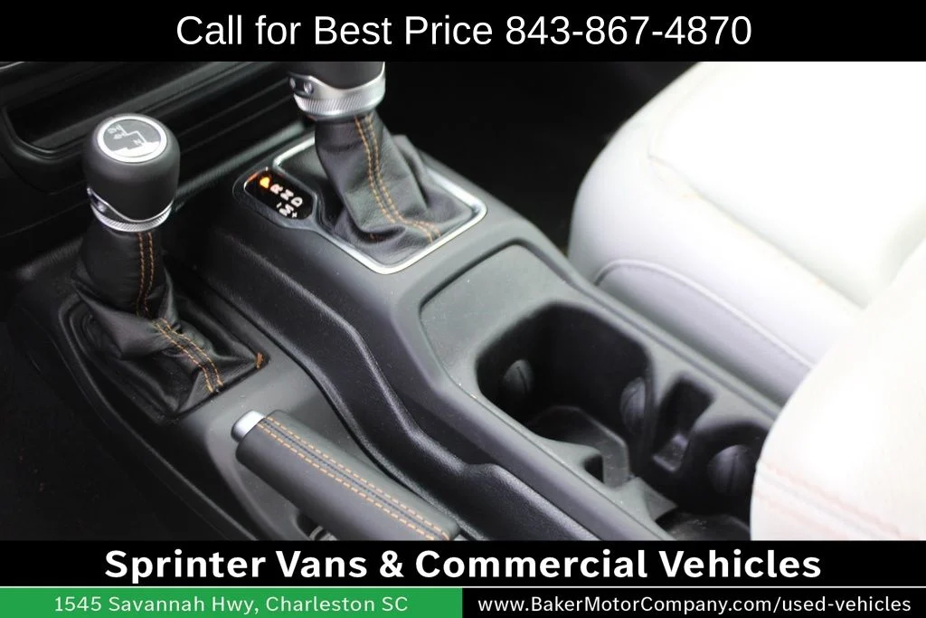 Used 2021 Black Clearcoat Jeep Overland image 24