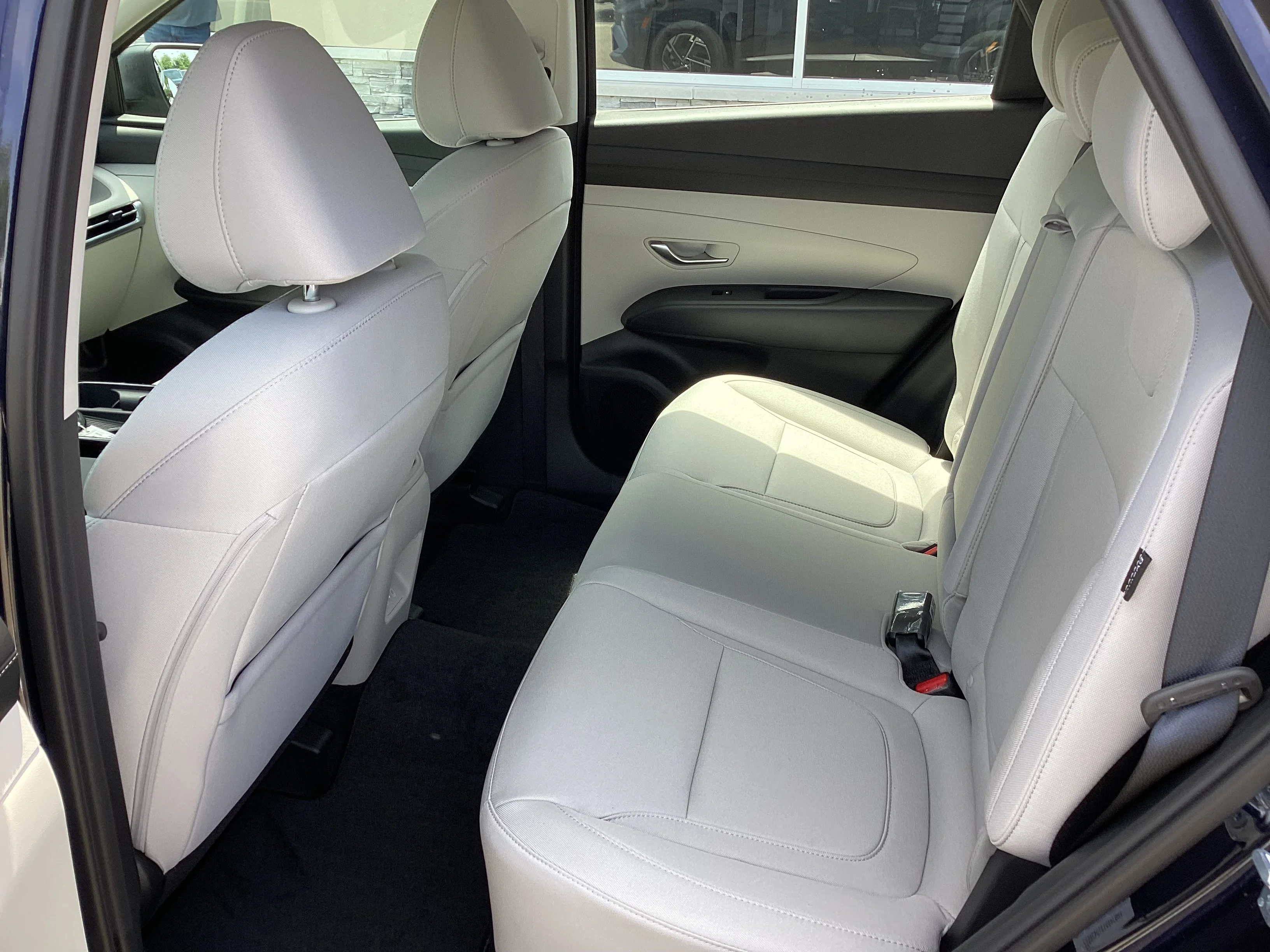 New 2026 Deep Sea Metallic Hyundai Blue SE image 14