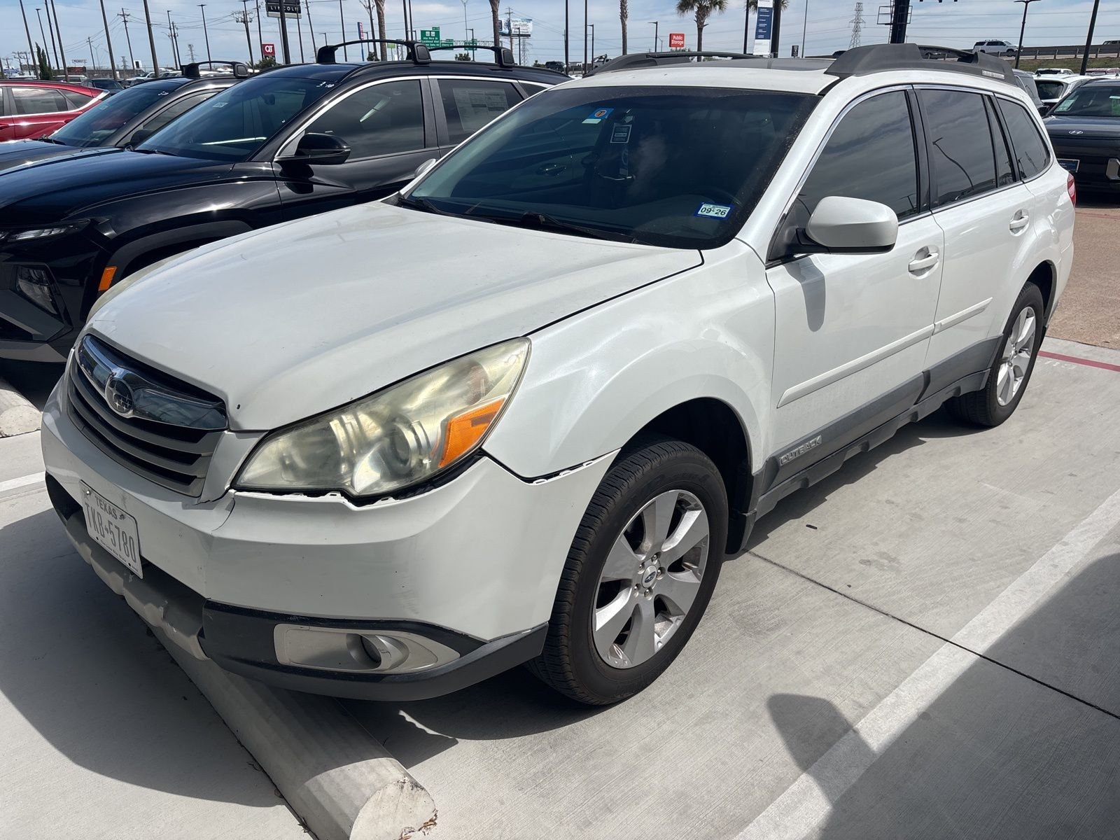 2011 Subaru Outback 2.5i Limited CVT PZEV's photo