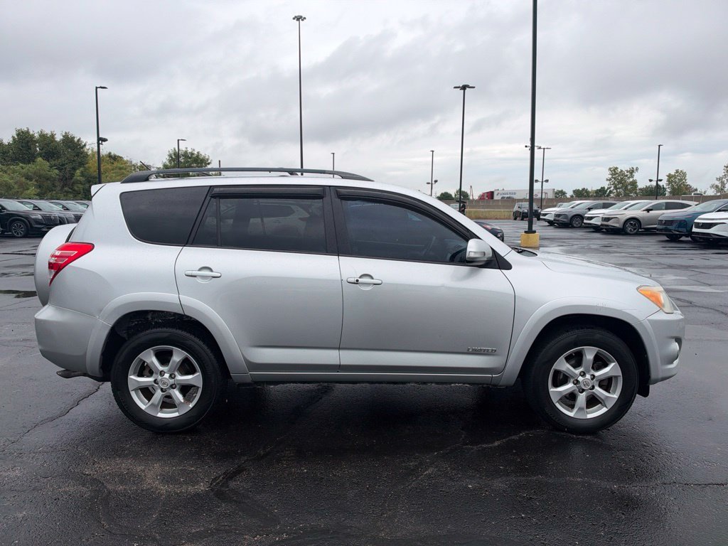 Used 2009 Silver Toyota Limited image 2