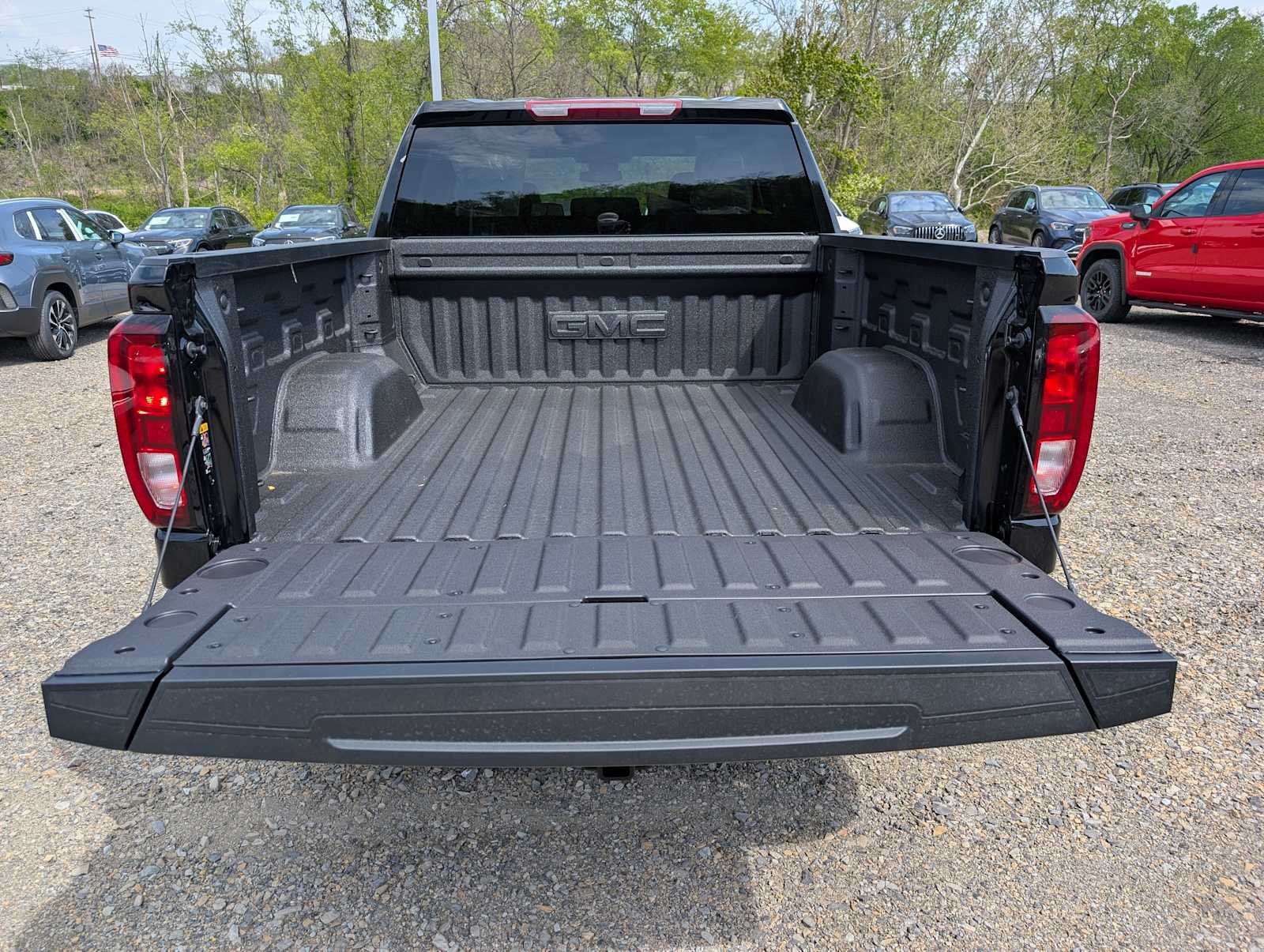 New 2026 Onyx Black GMC Elevation image 8
