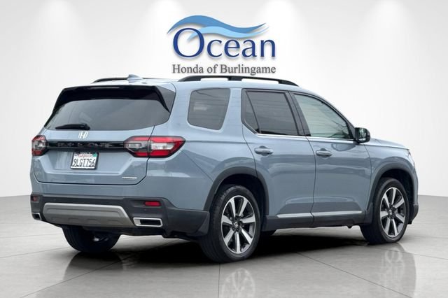 Certified Used 2024 Sonic Gray Pearl Honda Touring image 4