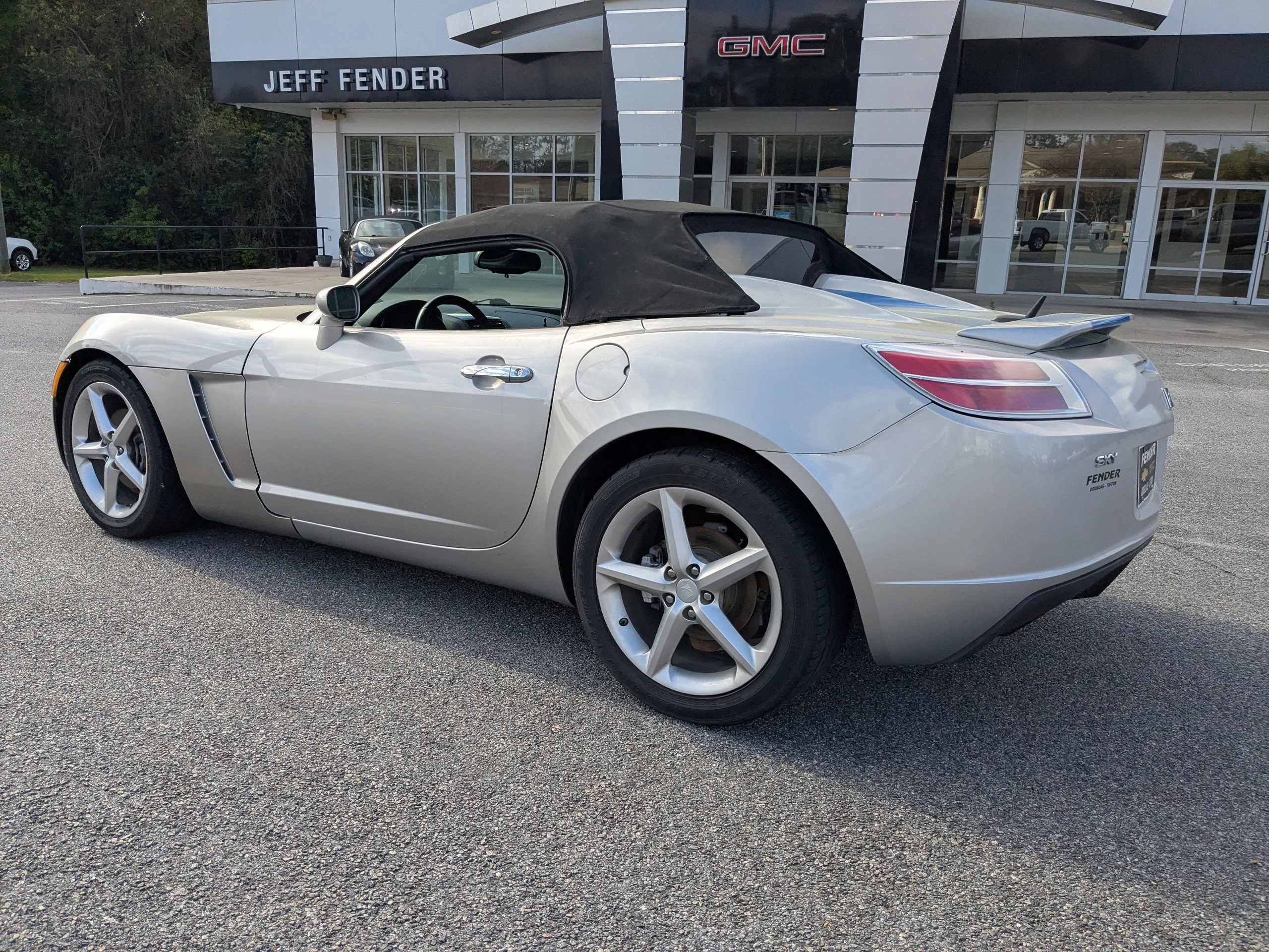 2008 Saturn Sky Roadster - Photo 6