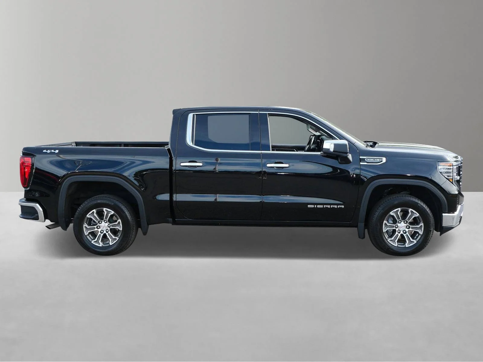Certified Used 2026 Onyx Black GMC SLT image 3