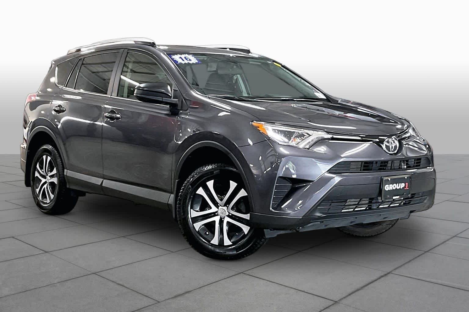 Used 2016 Magnetic Gray Metallic Toyota LE image 3
