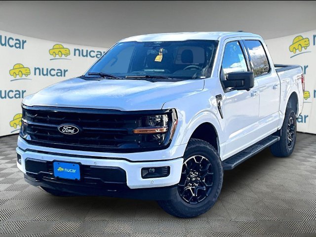 New 2026 Oxford White Ford XLT image 2