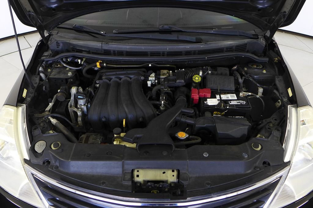 2012 Nissan Versa SL - Photo 6