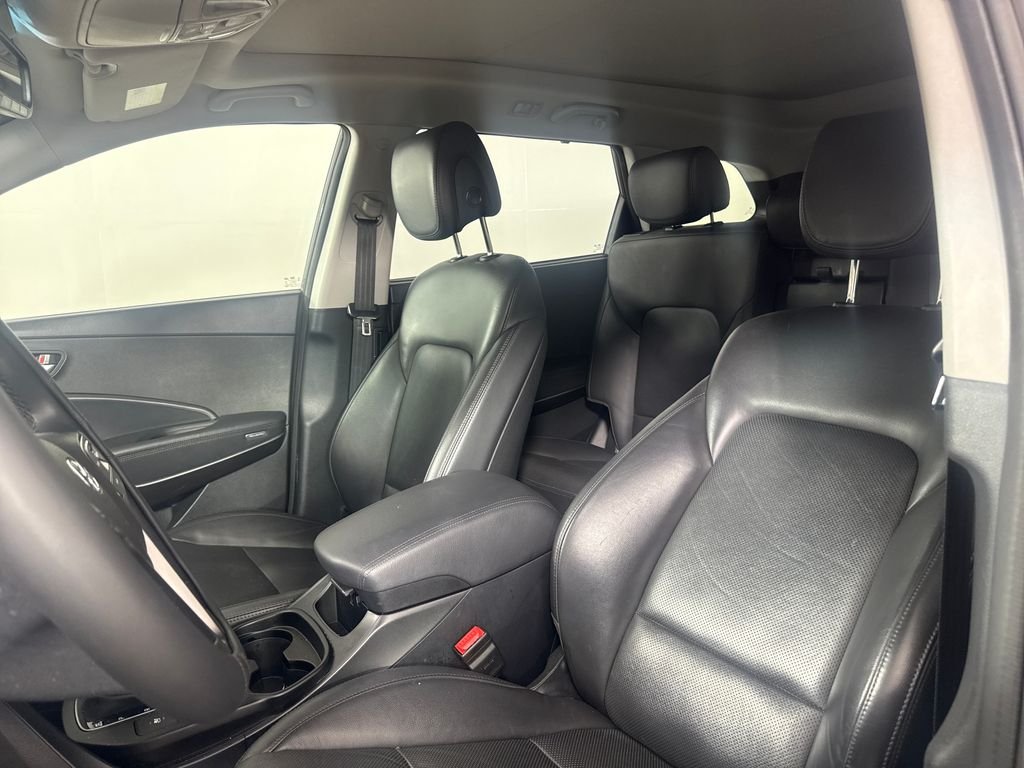 Used 2018 Black Hyundai SE Ultimate image 19
