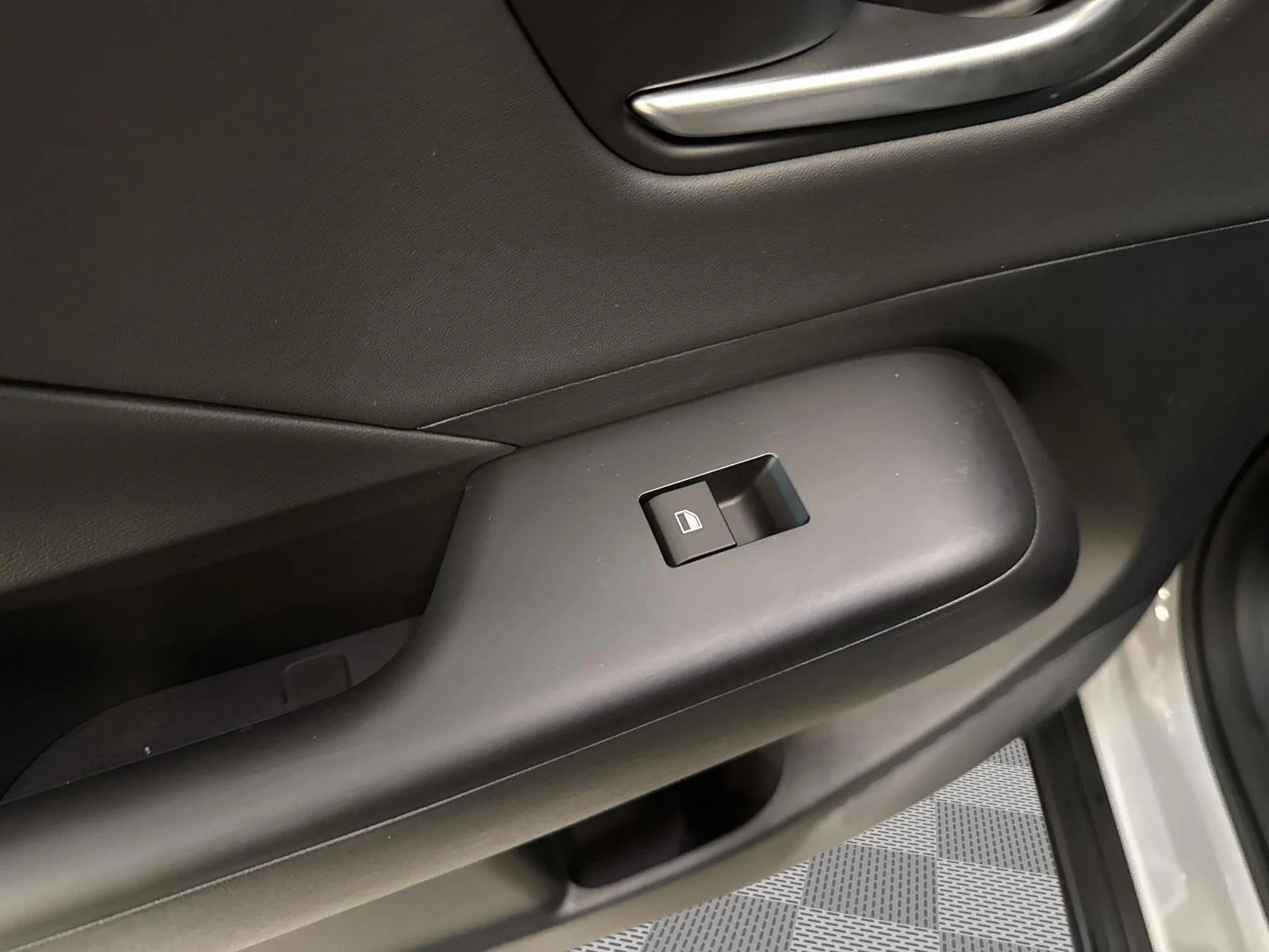 New 2026 Cyber Gray Metallic Hyundai Limited image 13