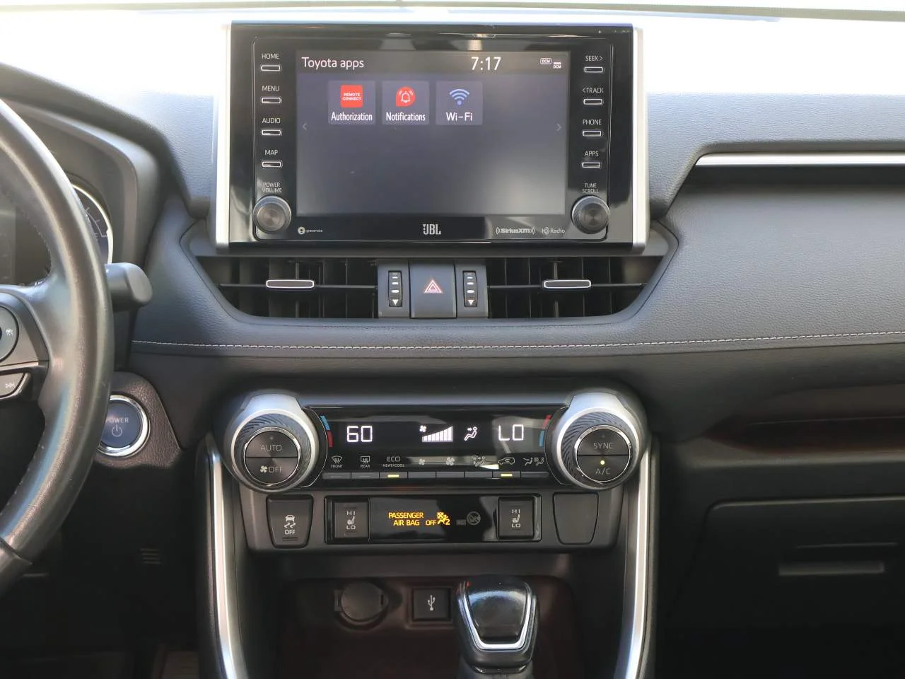 2020 Toyota RAV4 Limited - Photo 16