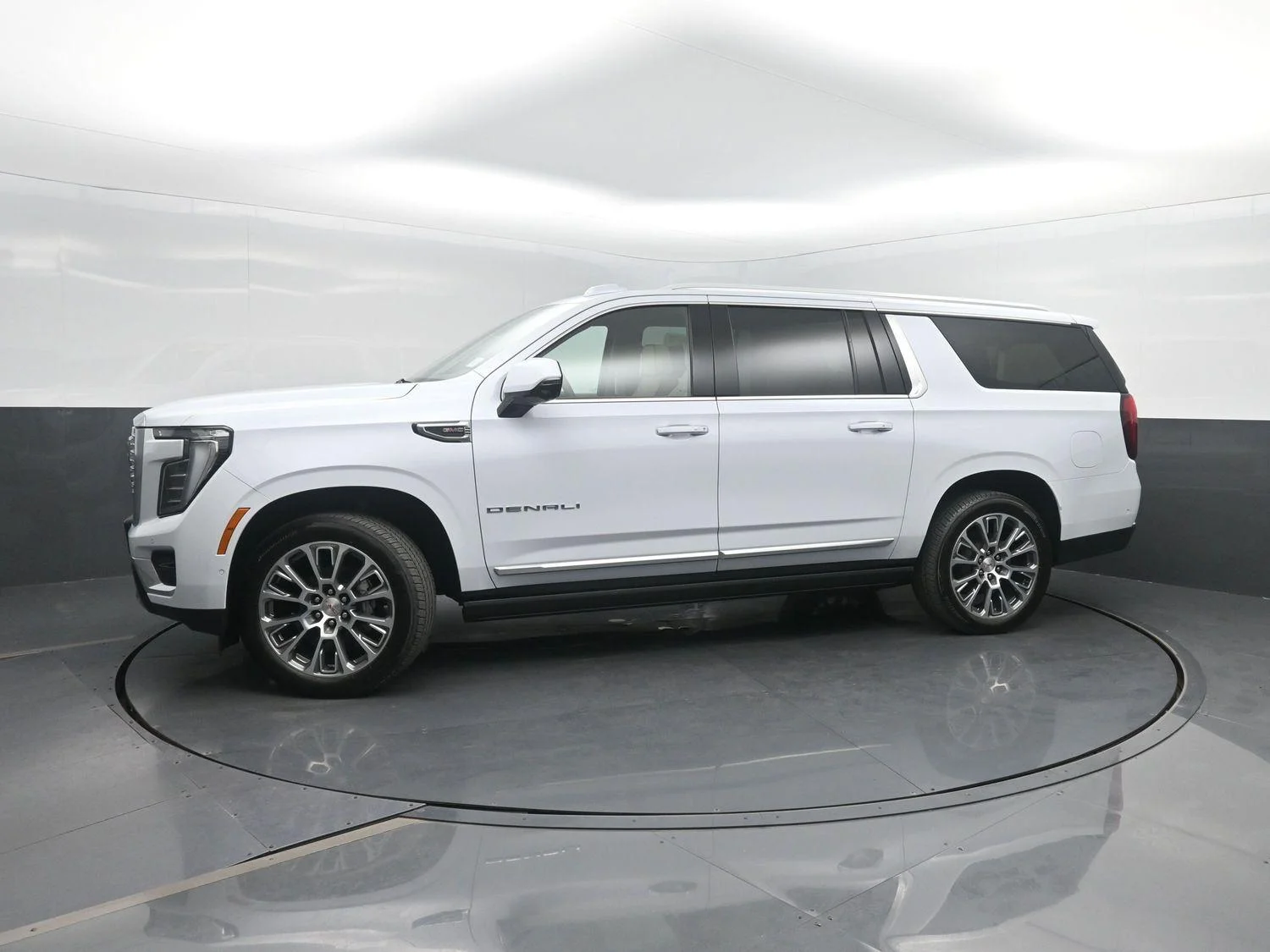 New 2026 Glacier White Tricoat GMC Denali image 51