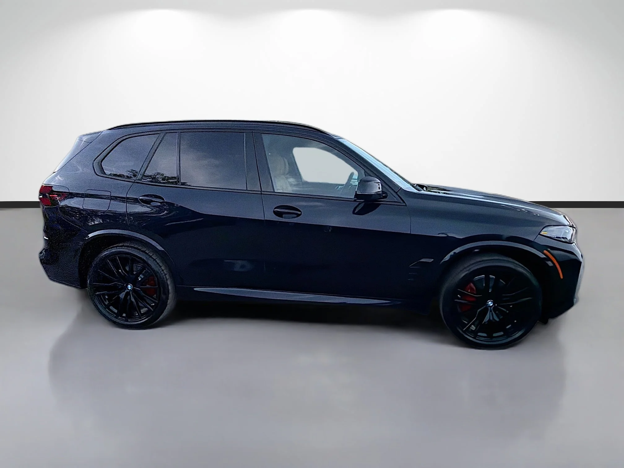 New 2026 Carbon Black Metallic BMW sDrive40i image 2
