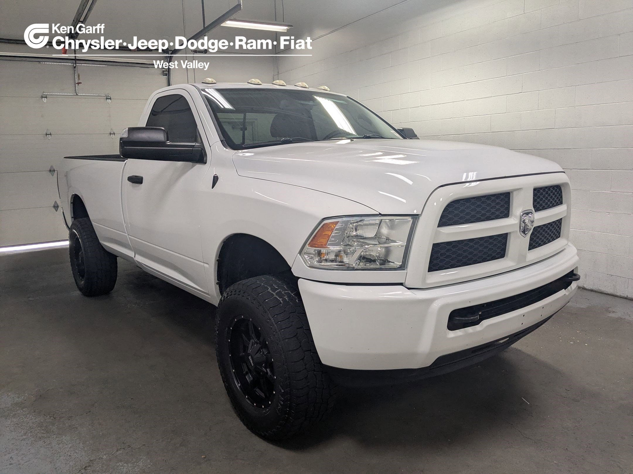 2018 RAM 3500 Tradesman 4X4 Regular cab's photo