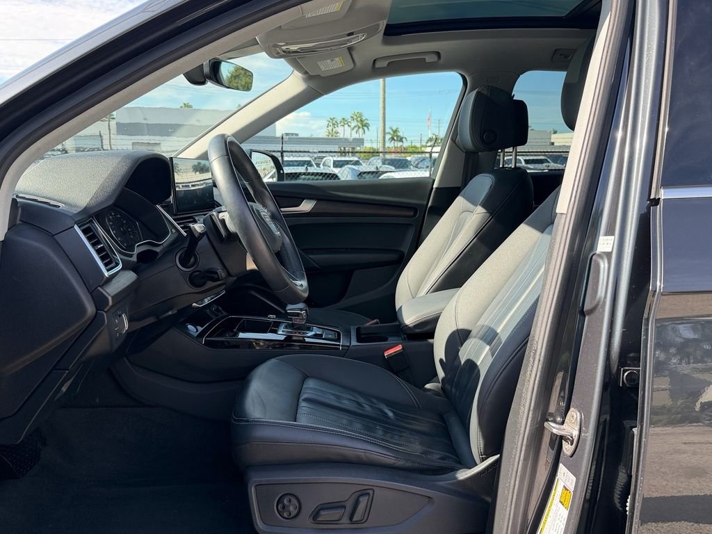 Used 2023 Gray Audi 40 Premium image 10