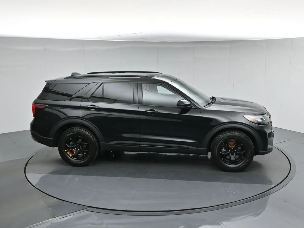 New 2026 Agate Black Metallic Ford Tremor image 54
