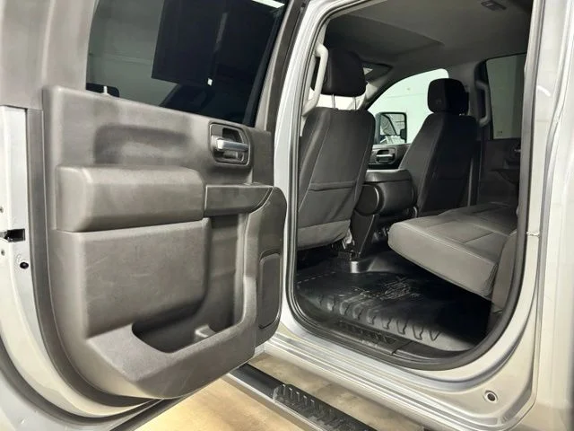 Used 2025 Silver GMC Pro image 19
