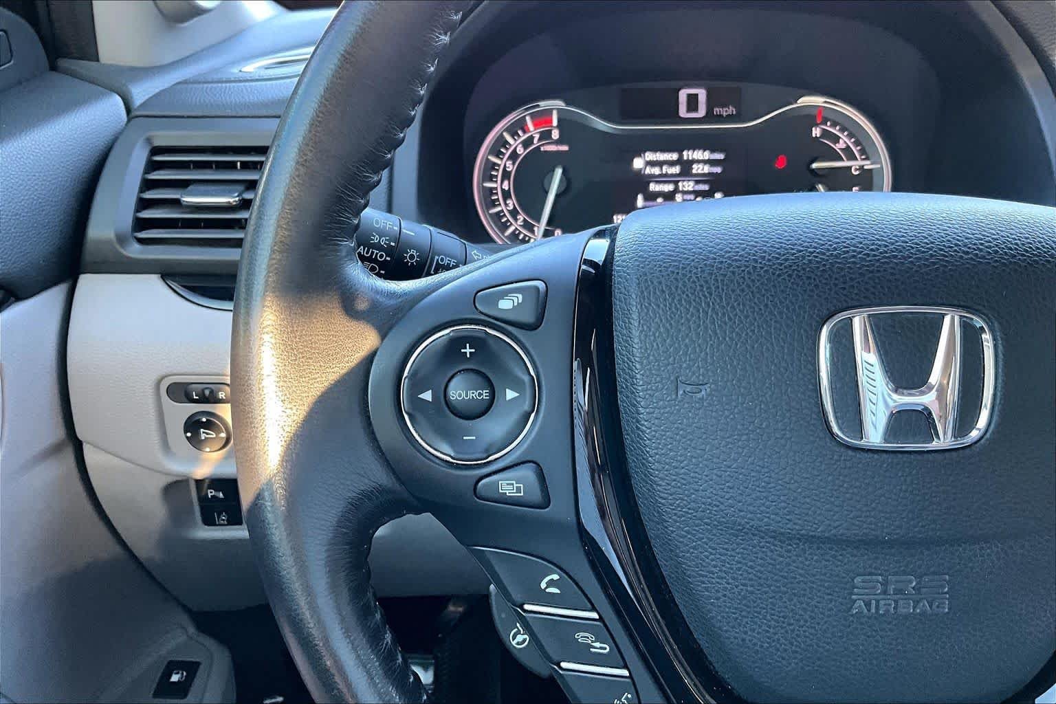 Certified Used 2019 Lunar Silver Metallic Honda RTL-E image 23