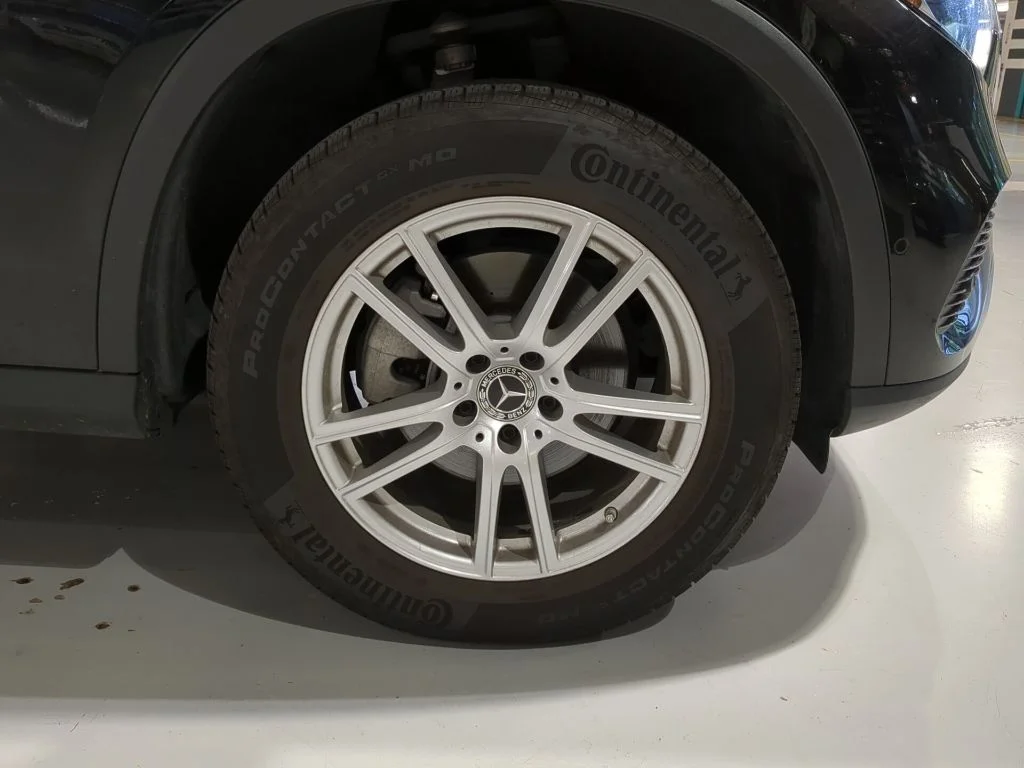 Used 2023 Black Mercedes-Benz GLC 300 image 6