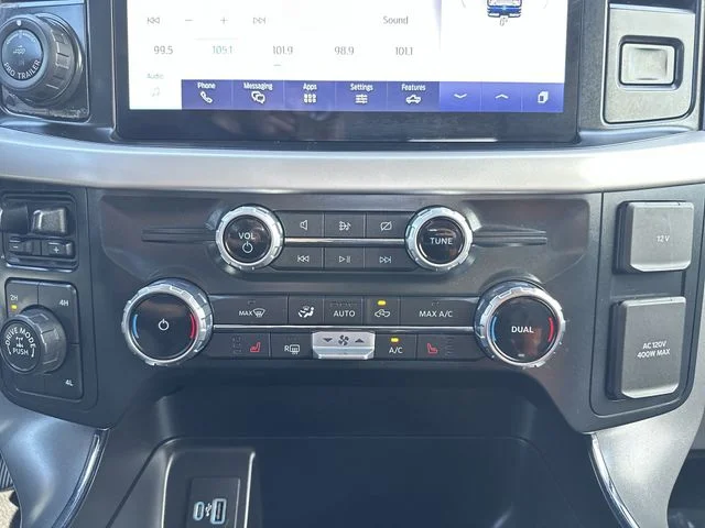 Used 2022 Black Ford XLT image 18