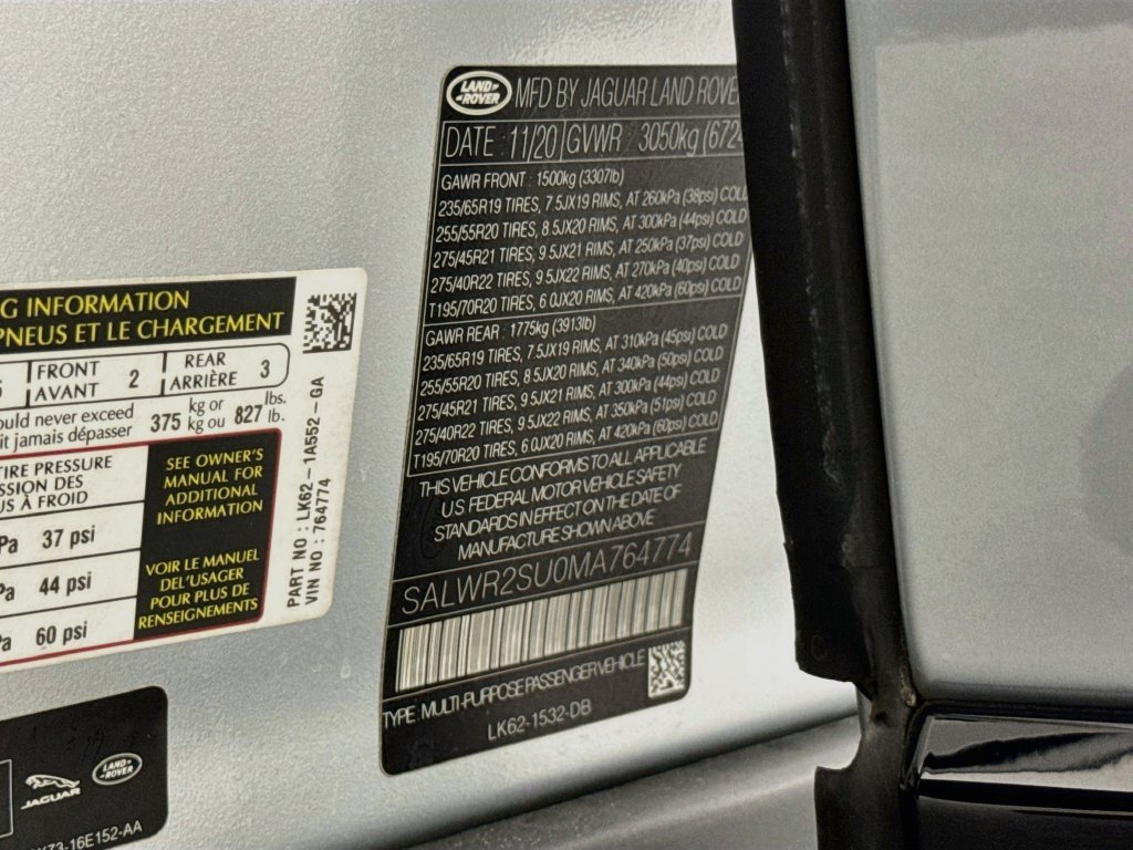 Used 2021 Silver Land Rover HSE Silver Edition image 33