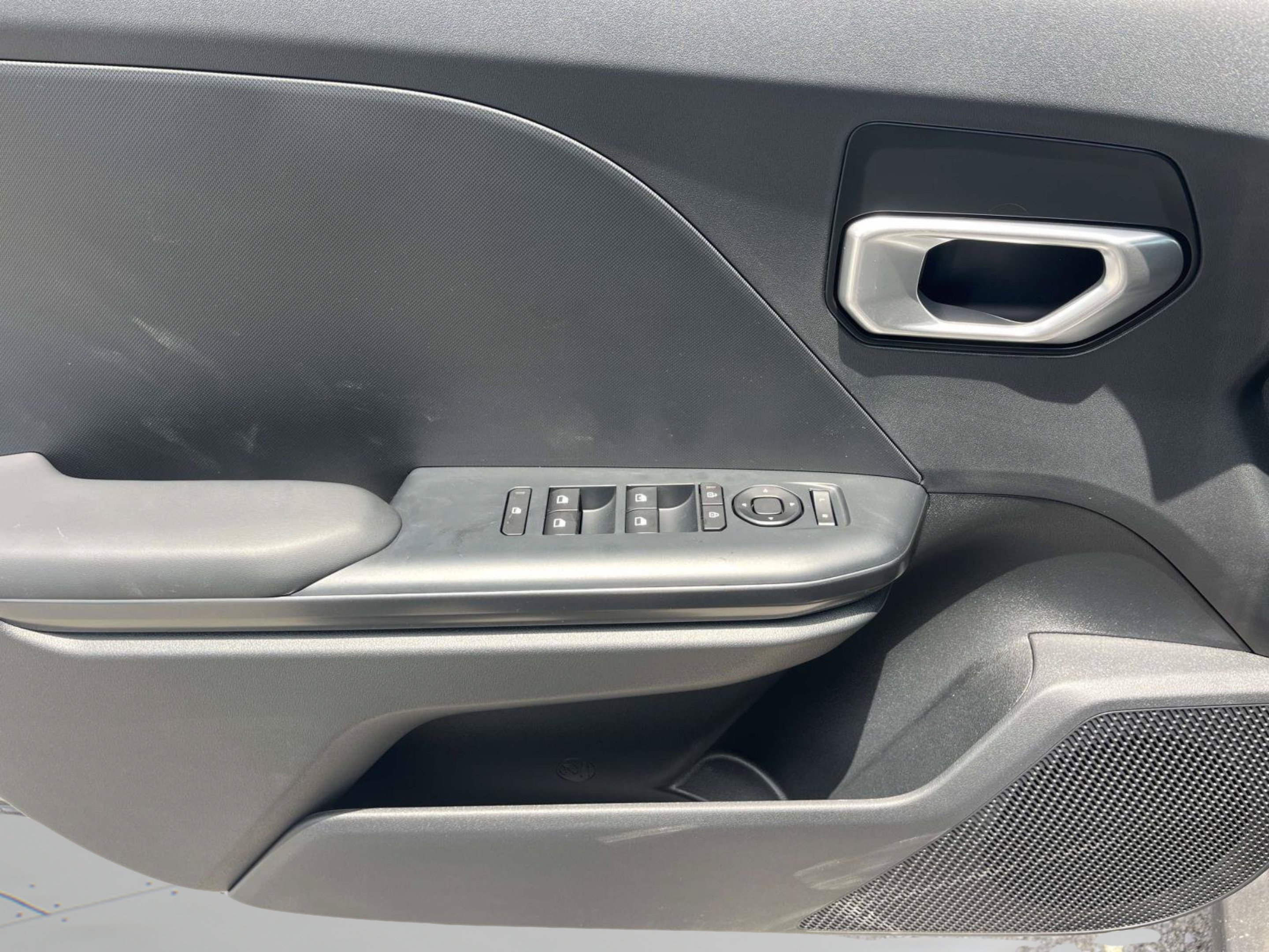 New 2026 Aurora Black Pearl Kia LXS image 20
