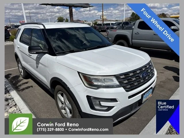 Used 2017 Oxford White Ford XLT image 1