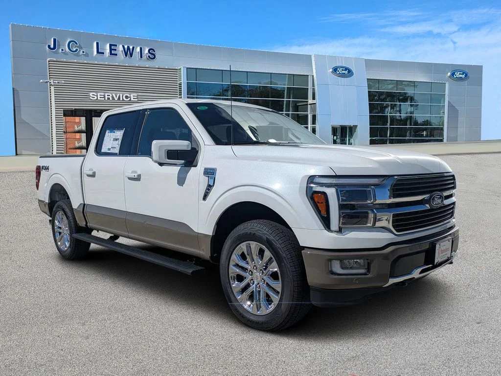 New 2026 Star White Metallic Tri-Coat Ford King Ranch image 1