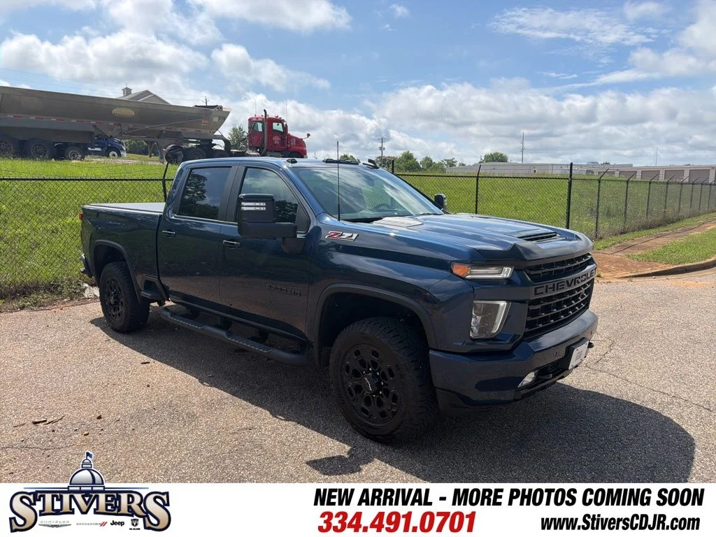 2022 Chevrolet Silverado HD LT 4WD Crew Cab Standard Box SRW's photo