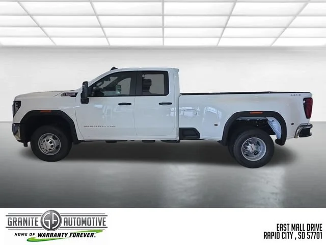 2026 GMC Sierra 3500HD Pro - Photo 2