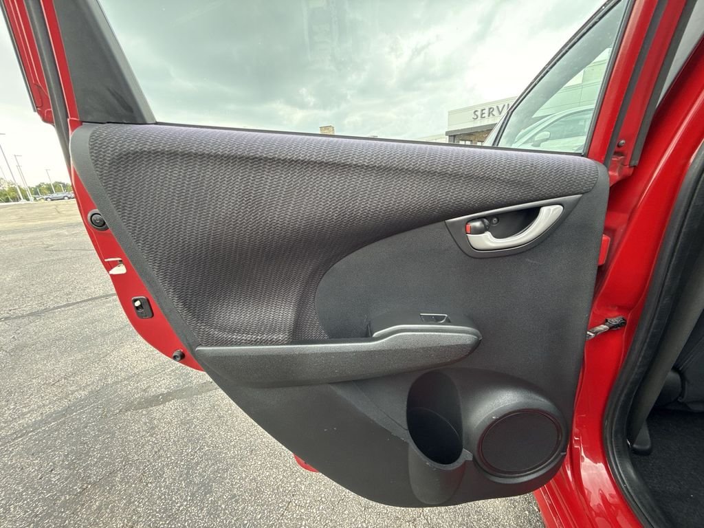Used 2013  Honda Sport image 20