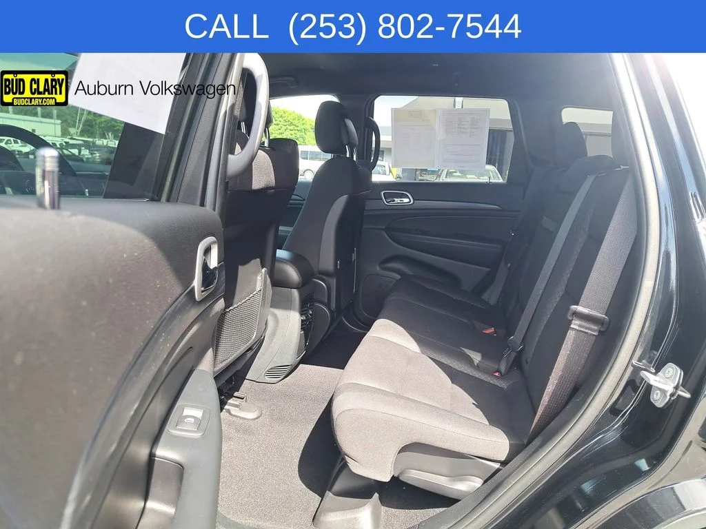 Used 2020 Black Jeep Laredo E image 12