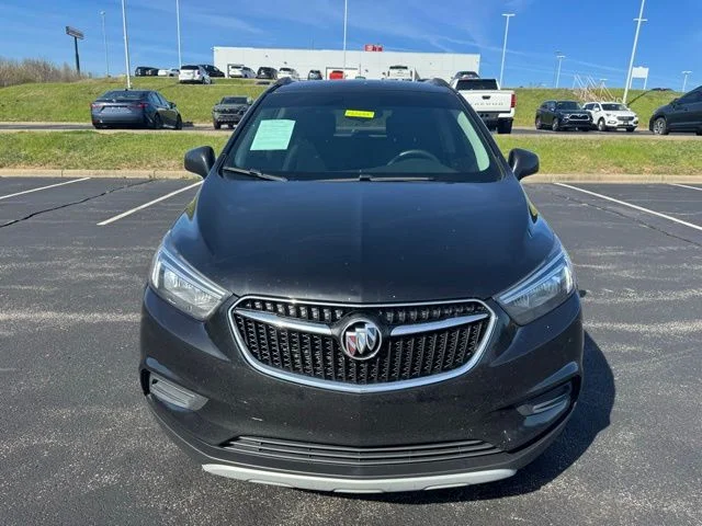 Used 2022 Ebony Twilight Metallic Buick Preferred image 8