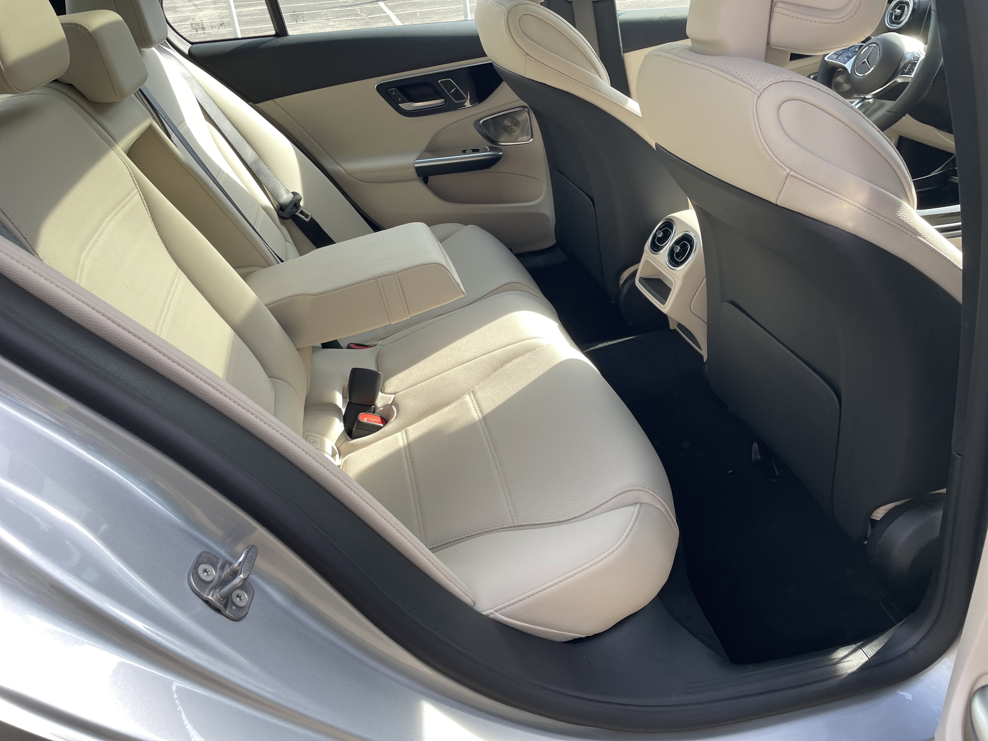 New 2026 Cirrus Silver Metallic Mercedes-Benz C 300 Sedan image 39