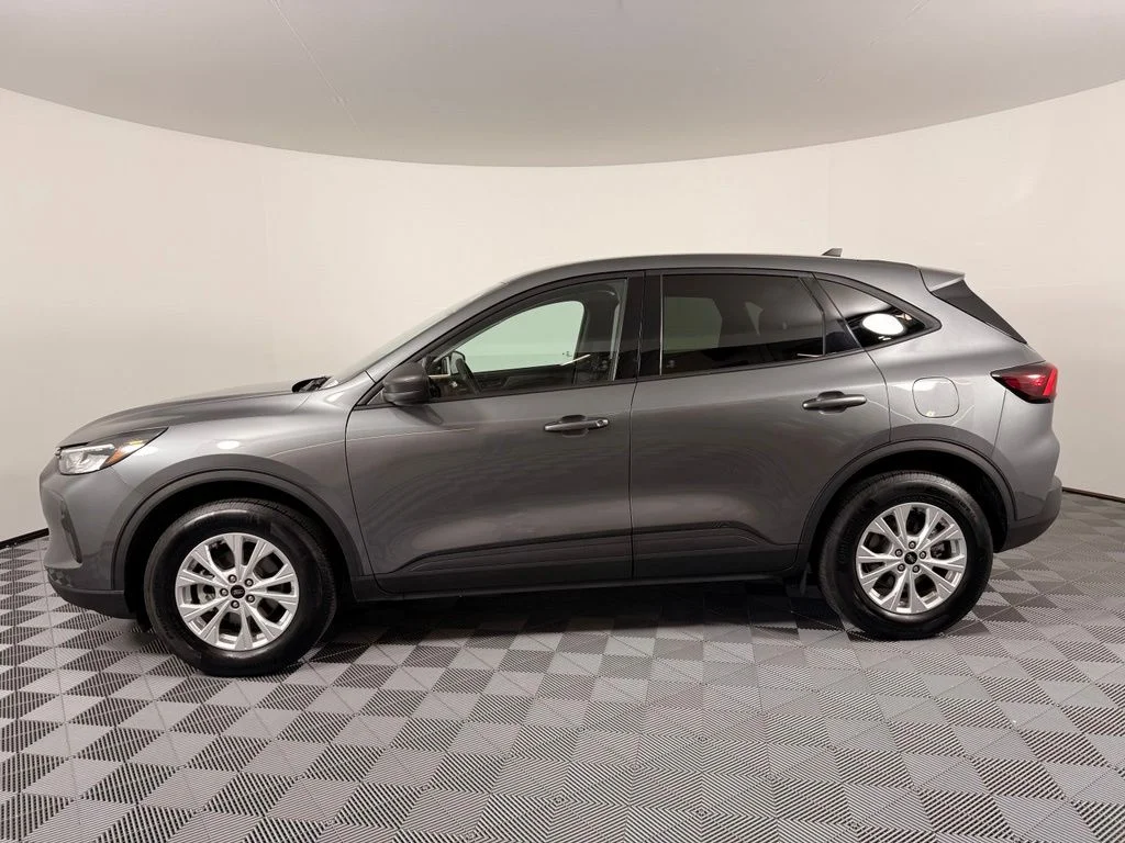 Used 2025 Gray Ford Active image 12