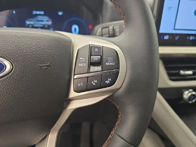 New 2027 Carbonized Gray Metallic Ford Active image 37