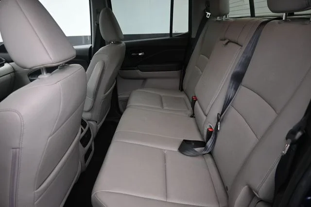 Used 2020 Obsidian Blue Pearl Honda RTL-E image 19