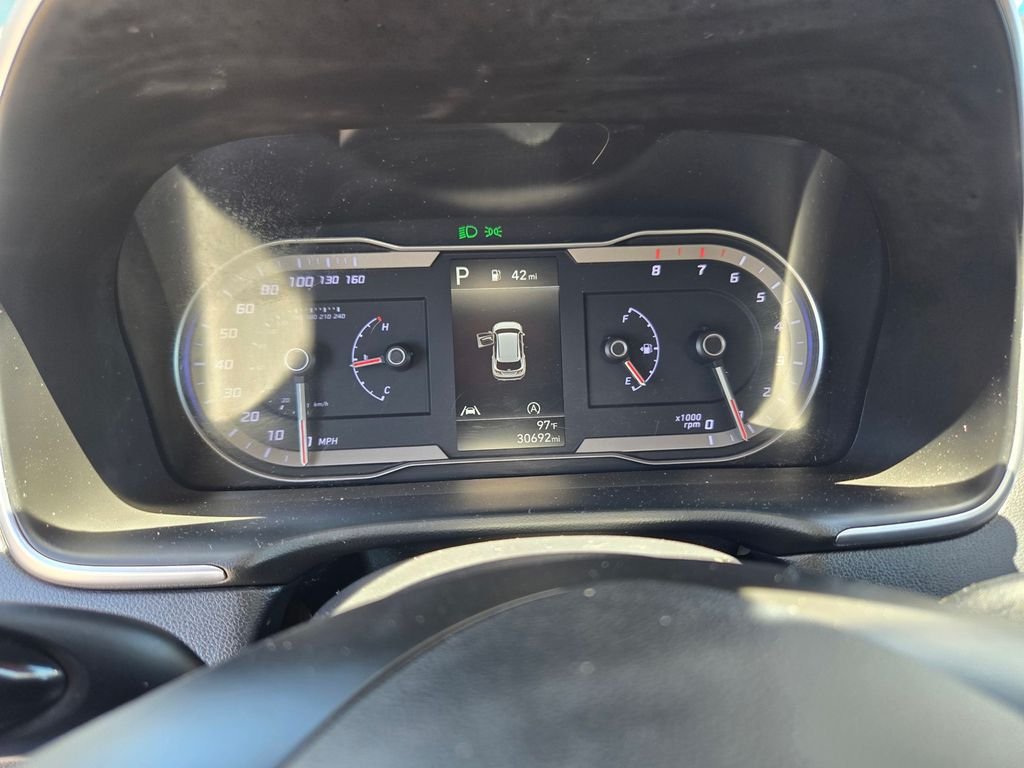 Used 2024 Silver Hyundai SEL image 18