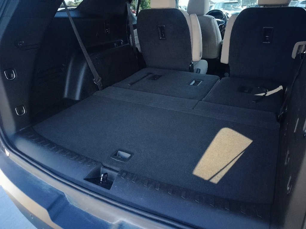 Used 2022 Mosaic Black Metallic Chevrolet LT Cloth image 15