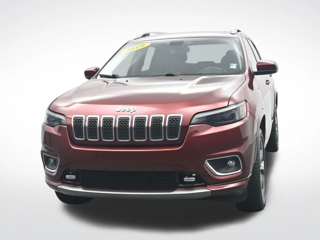 Used 2019 Jeep Cherokee Overland with VIN 1C4PJMJN0KD123905 for sale in Fayetteville, NC