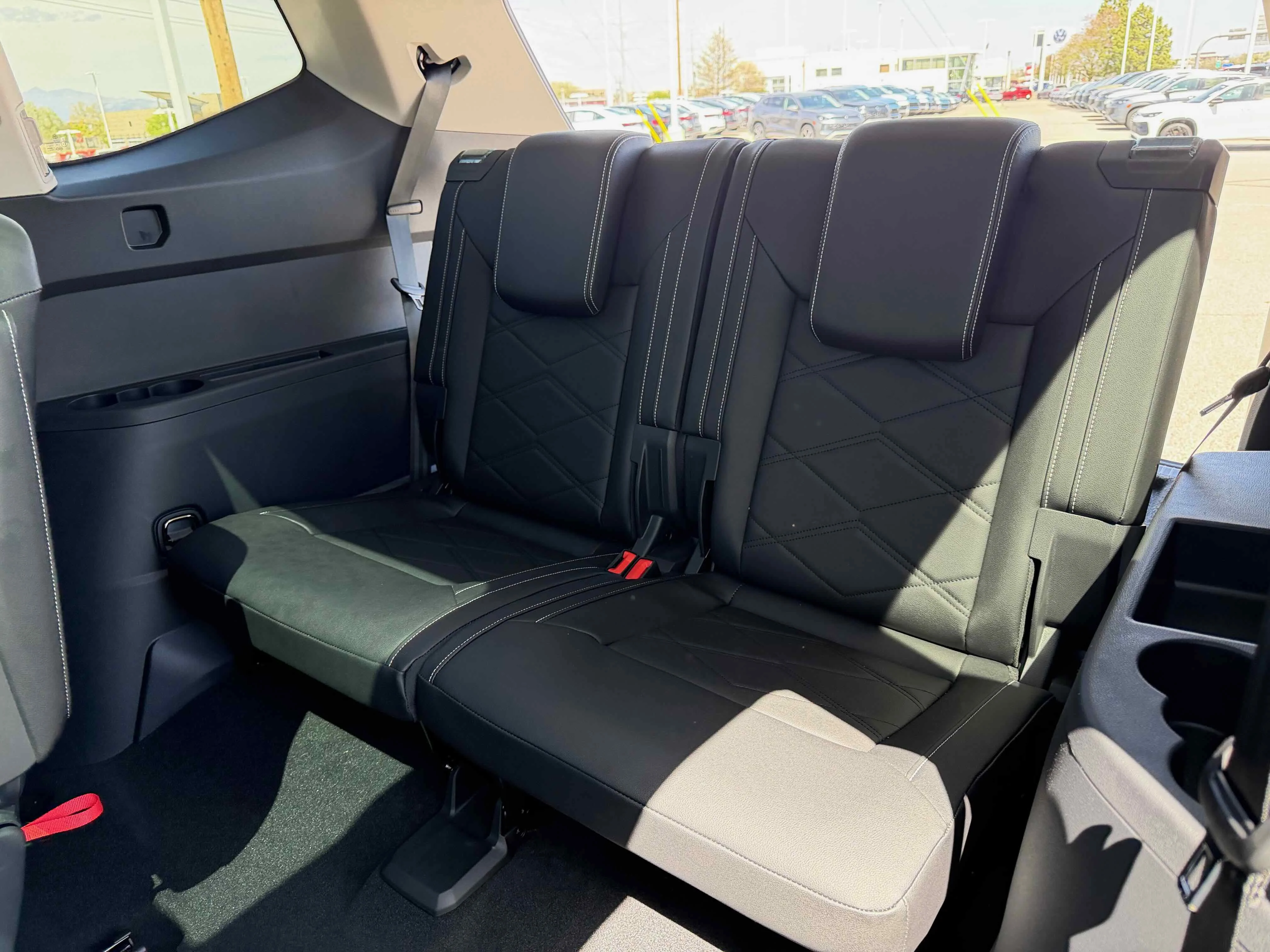 New 2026 Deep Black Volkswagen 2.0T SE w/Technology image 26