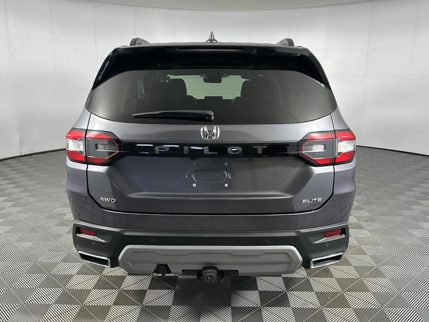 Used 2025 Modern Steel Metallic Honda Elite image 30