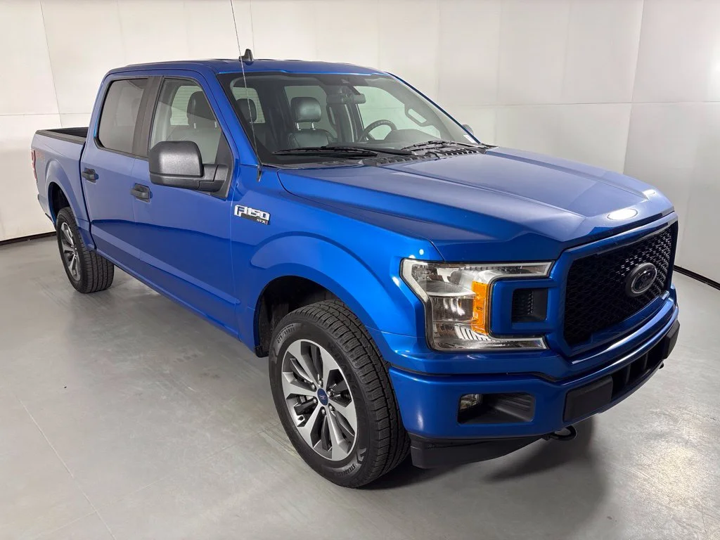 Used 2020 Blue Ford XL image 2