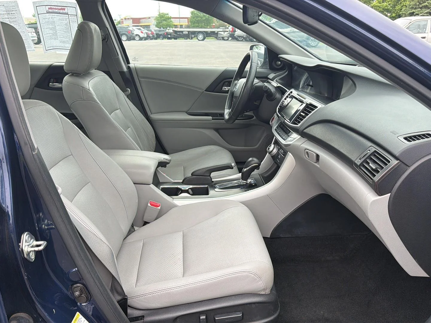 Used 2014 Obsidian Blue Pearl Honda EX-L image 20