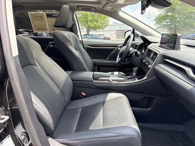 Used 2022 Black Lexus 350 image 16