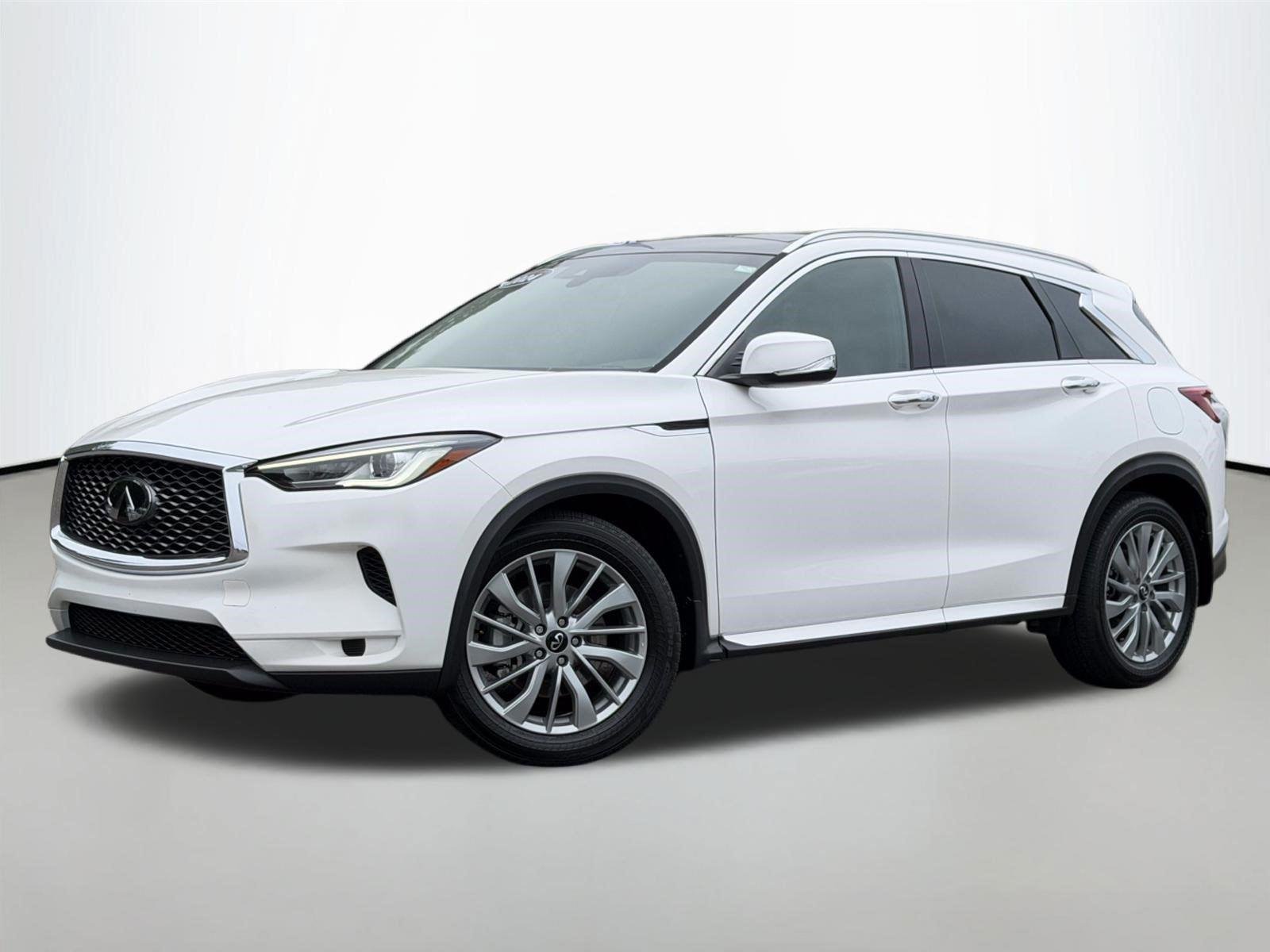 Used 2024 Lunar White INFINITI LUXE image 1