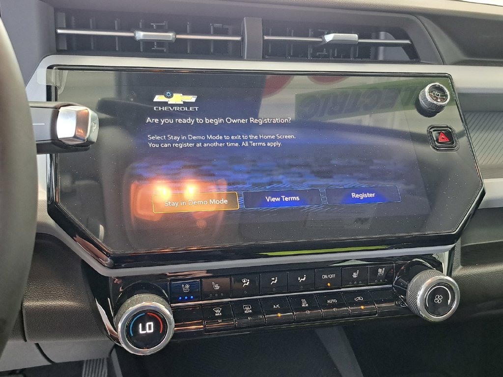 2027 Chevrolet Bolt RS - Photo 10