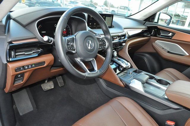 Used 2023 White Acura w/Technology Package image 9